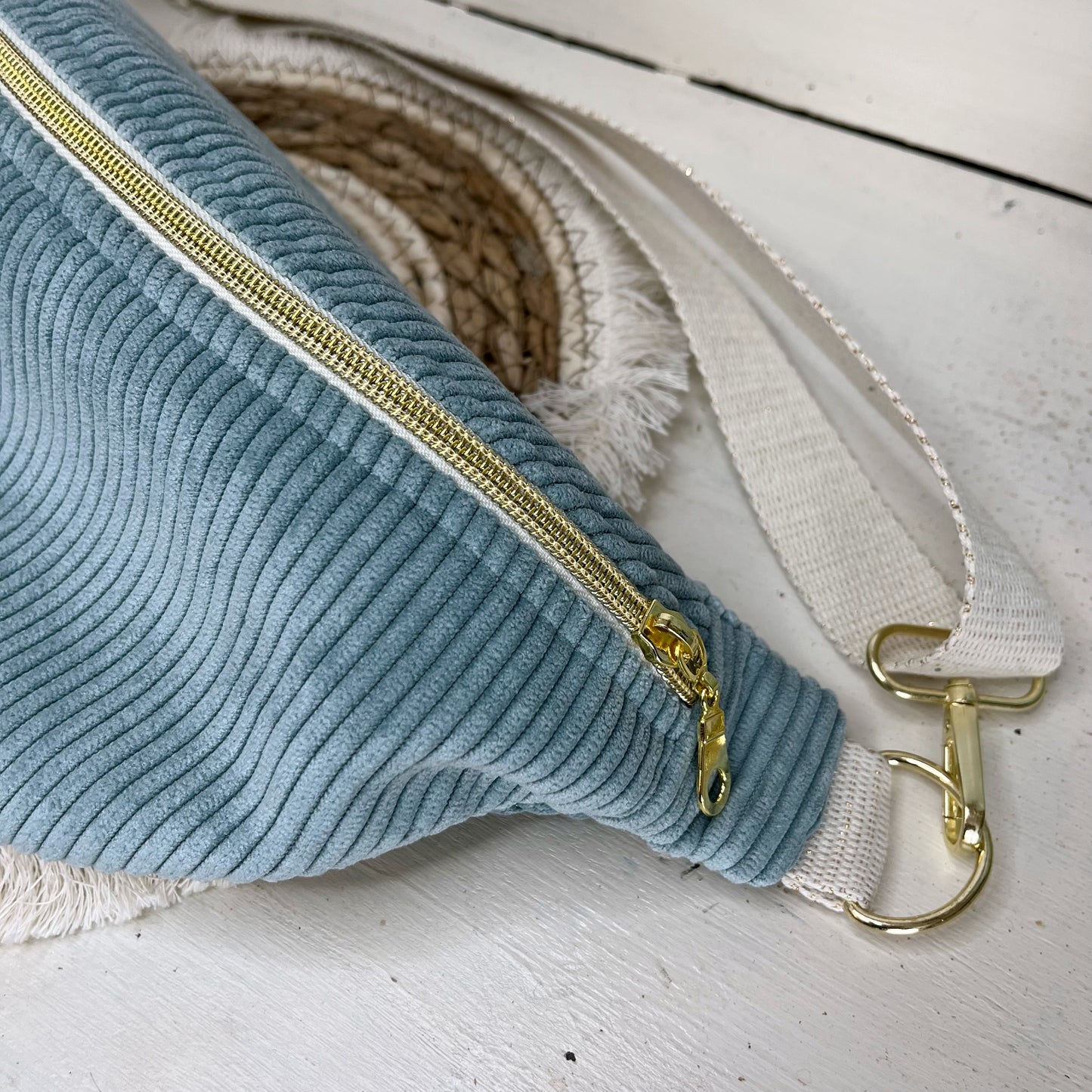 Sac Banane Velours côtelé couleur Bleu Clair, sangle réglable coton lurex