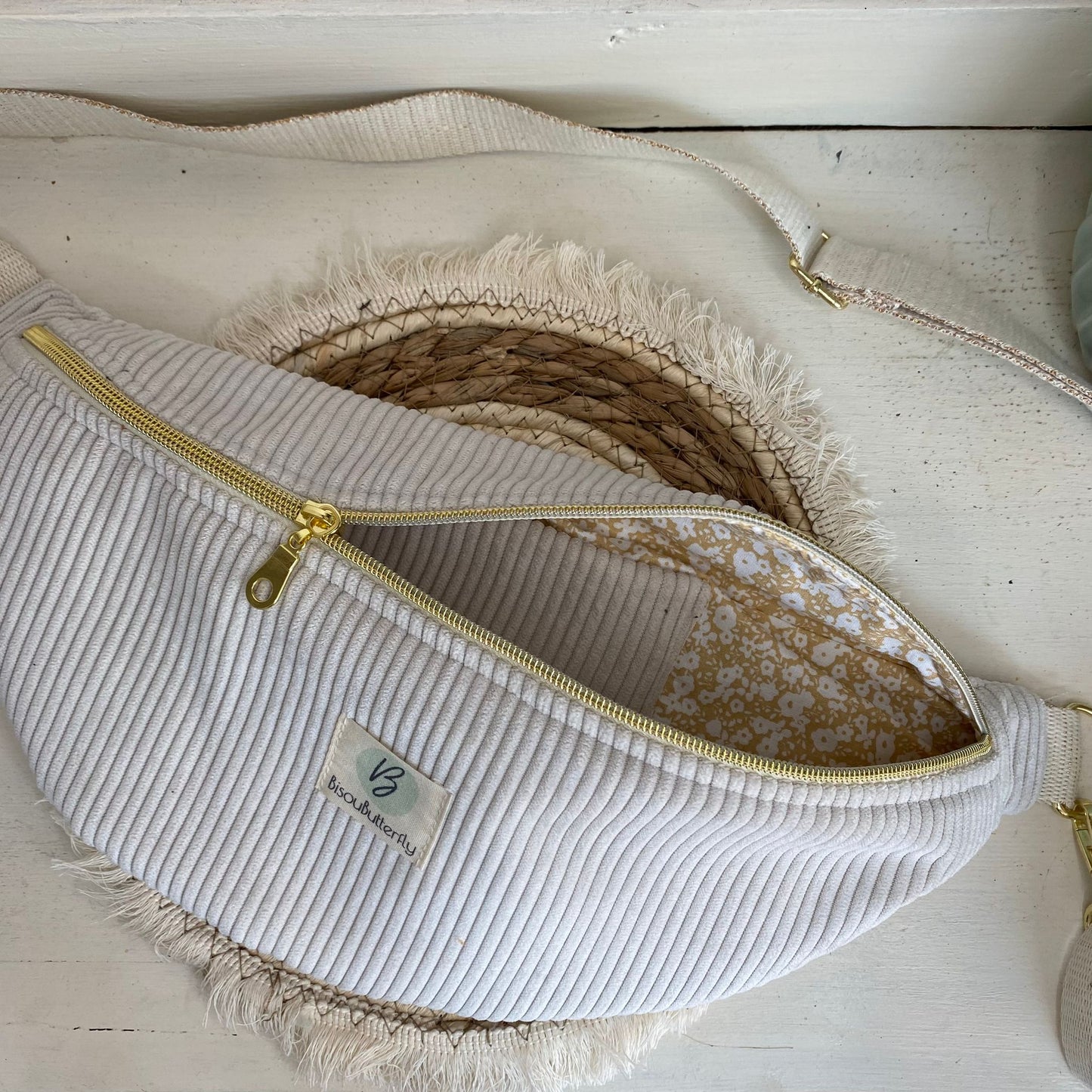 Sac Banane Velours côtelé couleur crême, sangle réglable coton lurex
